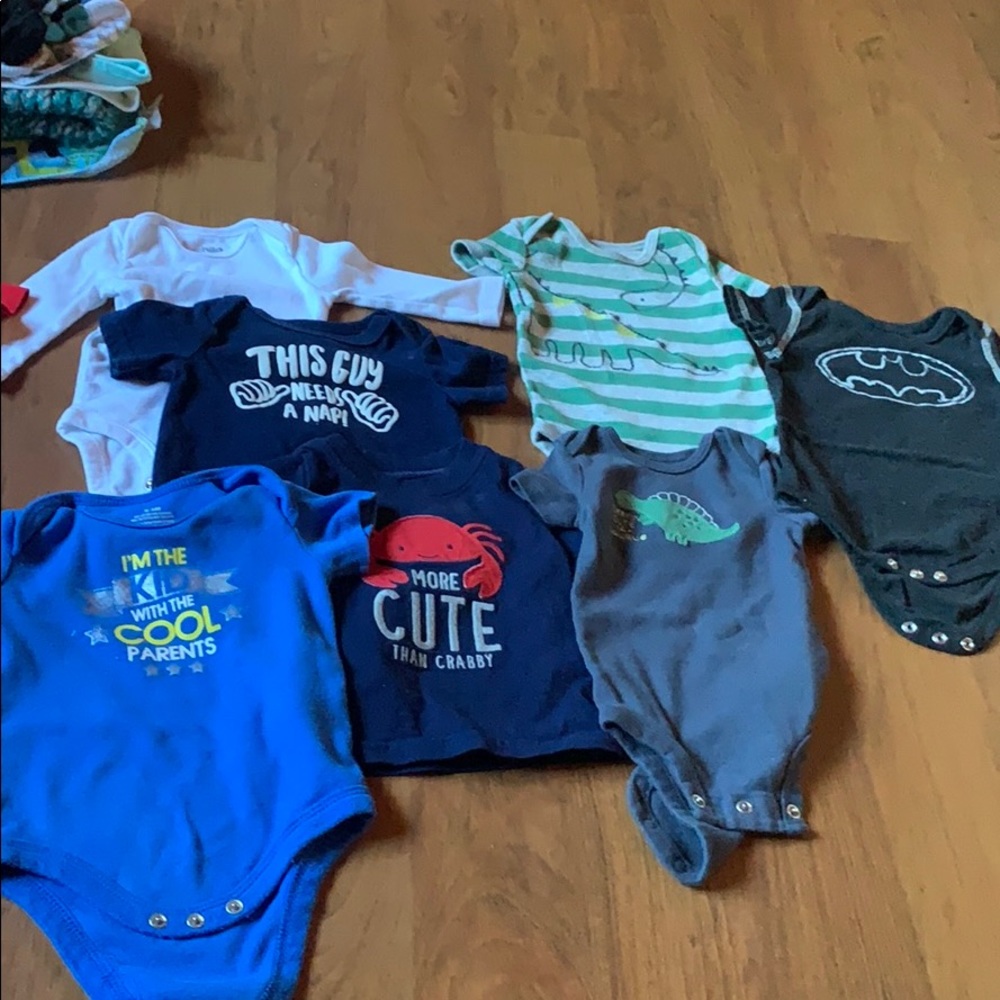 Baby boy clothes - Picture 2 of 2